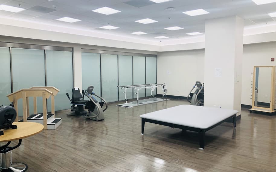 Spacious physical therapy and exercise room