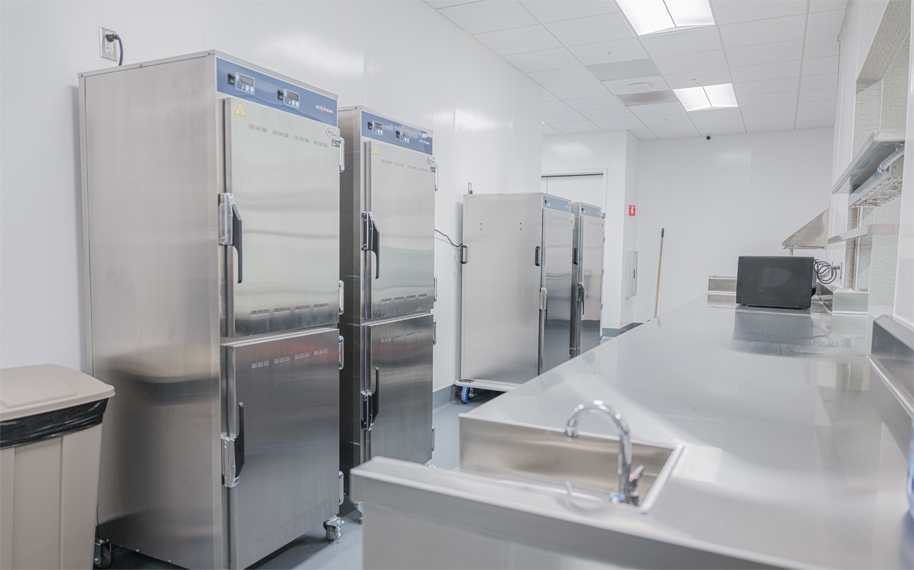 Modern meal preparation kitchen